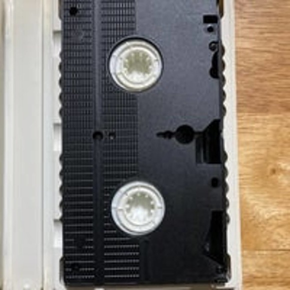 Barbie - The Nutcracker - VHS Movie Clamshell - Picture 2 of 5